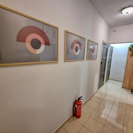 Cozy In Center * 索菲亞